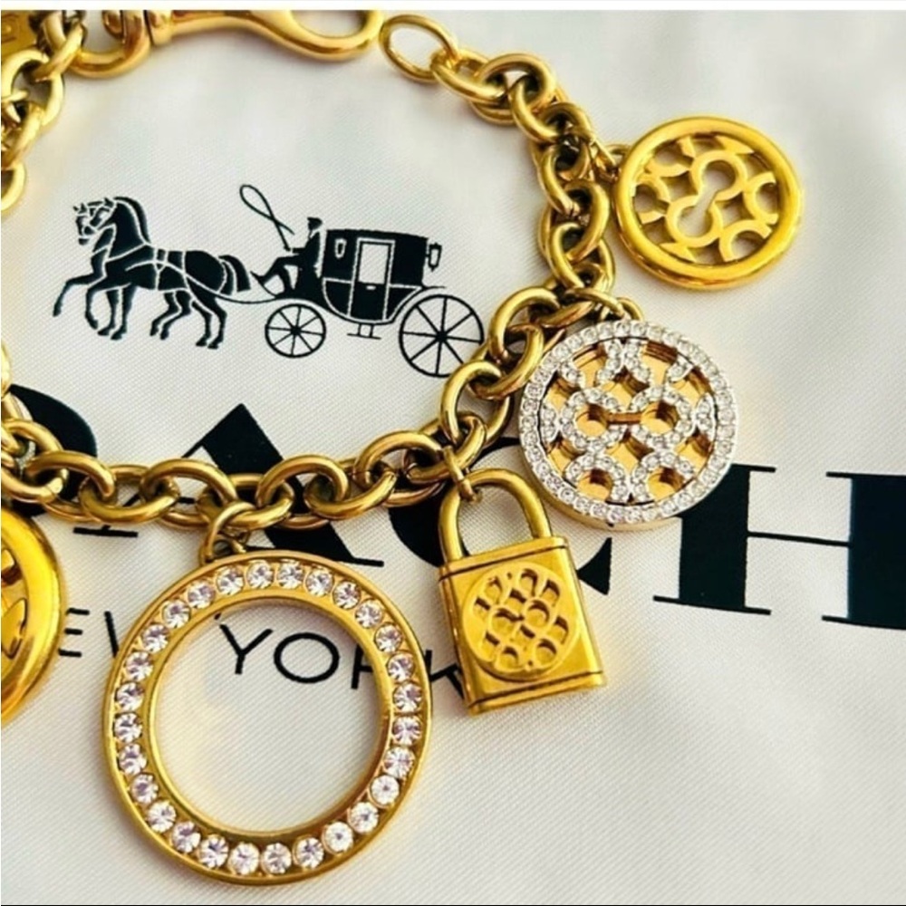 💰SOLD💰Vintage Coach Charm Bracelet - Picture 8 of 11
